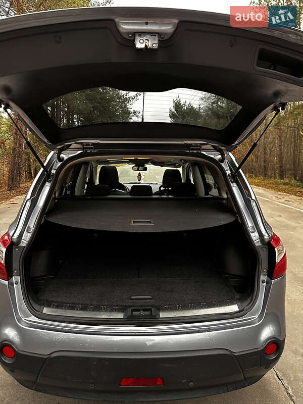 Внедорожник / Кроссовер Nissan Qashqai+2 2010 в Славуте