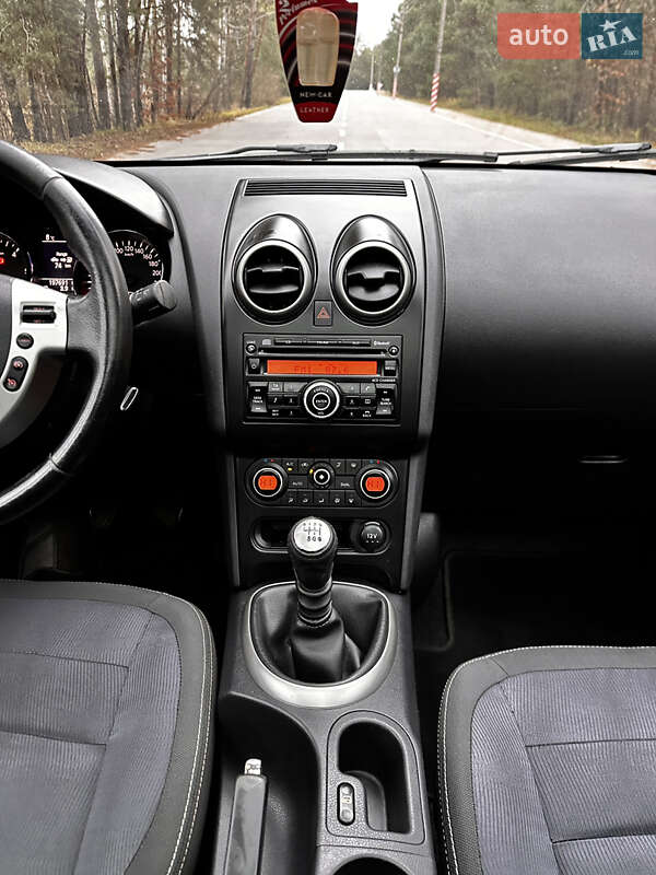 Внедорожник / Кроссовер Nissan Qashqai+2 2010 в Славуте