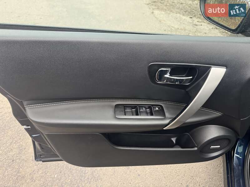 Внедорожник / Кроссовер Nissan Qashqai+2 2011 в Ровно фото 35 Внедорожник / Кроссовер Nissan Qashqai+2 2011 в Ровно