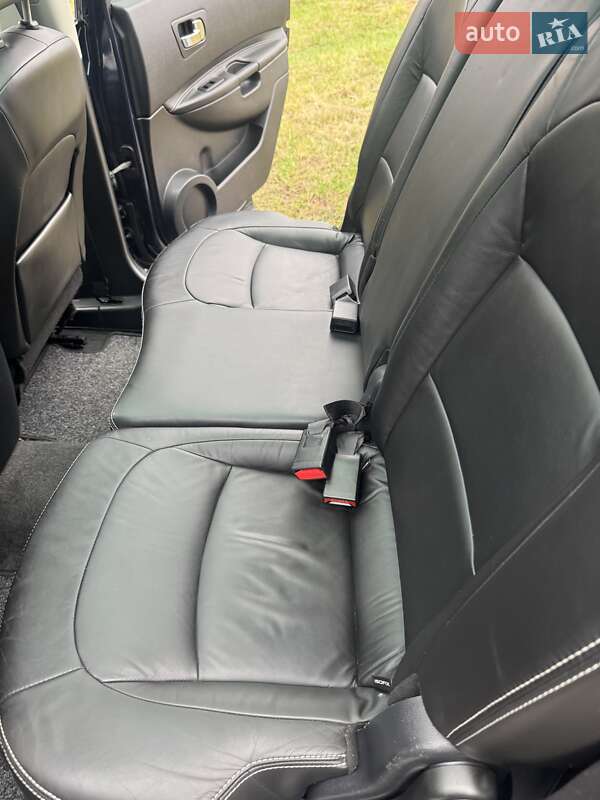 Внедорожник / Кроссовер Nissan Qashqai+2 2011 в Ровно фото 43 Внедорожник / Кроссовер Nissan Qashqai+2 2011 в Ровно