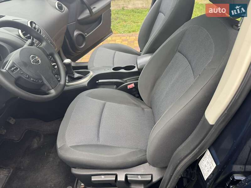 Позашляховик / Кросовер Nissan Qashqai+2 2009 в Бродах фото 17 Позашляховик / Кросовер Nissan Qashqai+2 2009 в Бродах