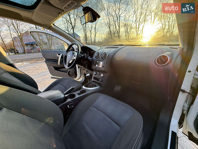 Позашляховик / Кросовер Nissan Qashqai+2 2012 в Коломиї