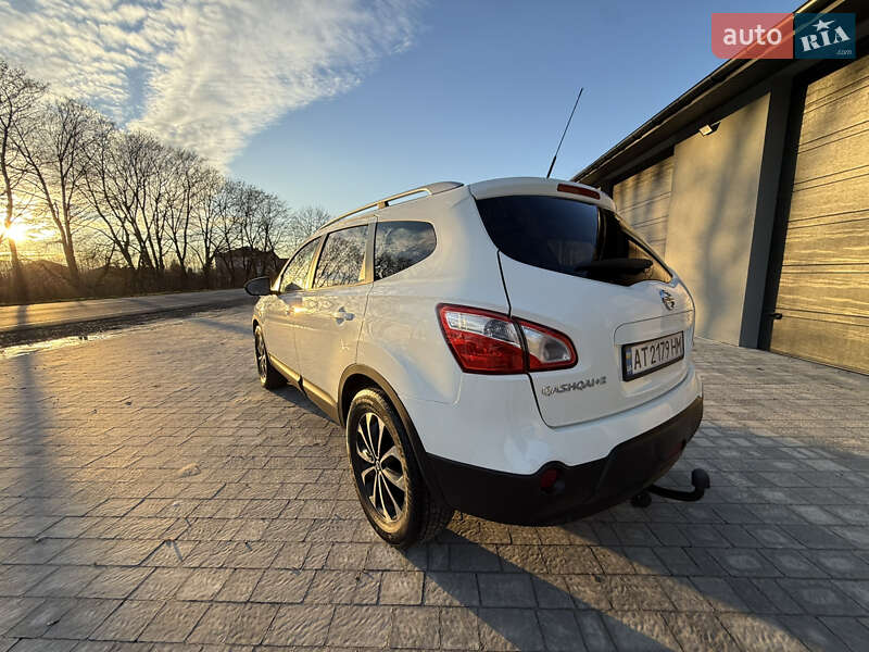 Позашляховик / Кросовер Nissan Qashqai+2 2012 в Коломиї