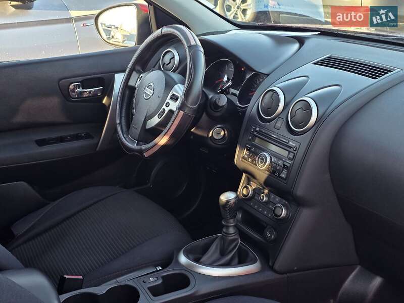 Внедорожник / Кроссовер Nissan Qashqai+2 2010 в Тернополе фото 40 Внедорожник / Кроссовер Nissan Qashqai+2 2010 в Тернополе