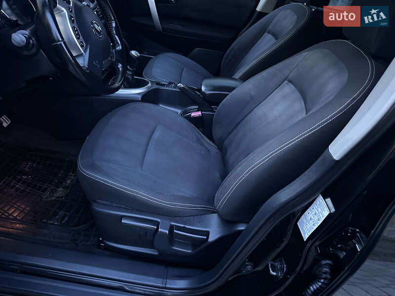 Внедорожник / Кроссовер Nissan Qashqai+2 2010 в Ивано-Франковске