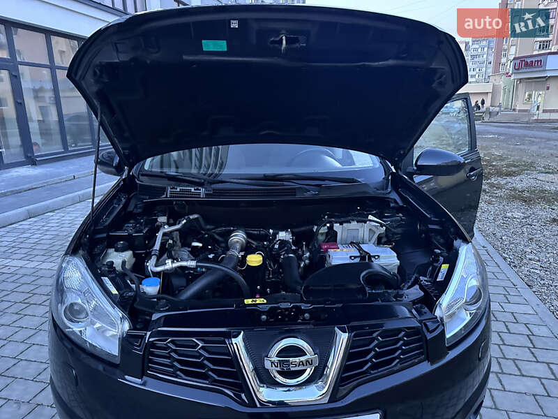 Внедорожник / Кроссовер Nissan Qashqai+2 2010 в Ивано-Франковске