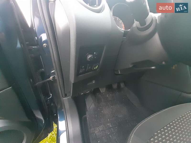 Внедорожник / Кроссовер Nissan Qashqai+2 2009 в Виннице