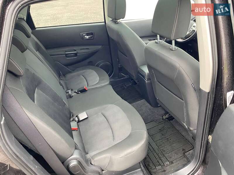 Внедорожник / Кроссовер Nissan Qashqai+2 2010 в Звягеле фото 17 Внедорожник / Кроссовер Nissan Qashqai+2 2010 в Звягеле