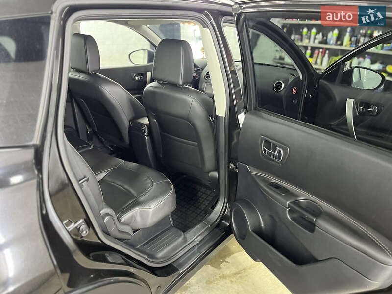 Внедорожник / Кроссовер Nissan Qashqai+2 2013 в Ивано-Франковске фото 16 Внедорожник / Кроссовер Nissan Qashqai+2 2013 в Ивано-Франковске