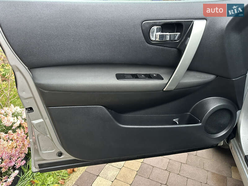 Внедорожник / Кроссовер Nissan Qashqai+2 2010 в Коломые