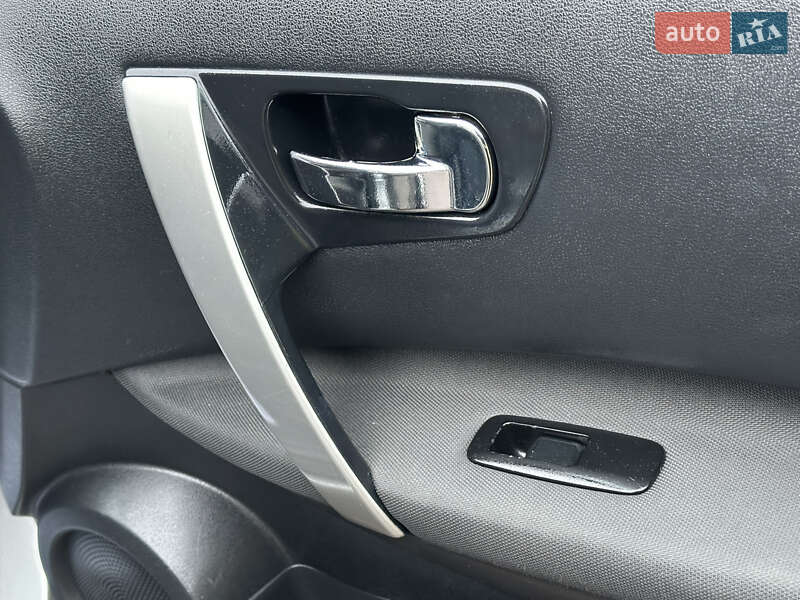 Внедорожник / Кроссовер Nissan Qashqai+2 2010 в Коломые