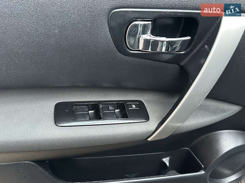 Внедорожник / Кроссовер Nissan Qashqai+2 2010 в Коломые