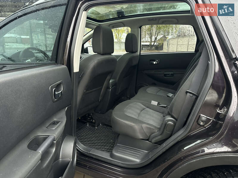 Внедорожник / Кроссовер Nissan Qashqai+2 2010 в Луцке