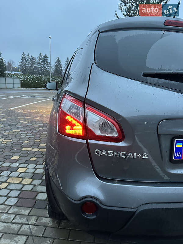 Позашляховик / Кросовер Nissan Qashqai+2 2012 в Луцьку фото 31 Позашляховик / Кросовер Nissan Qashqai+2 2012 в Луцьку