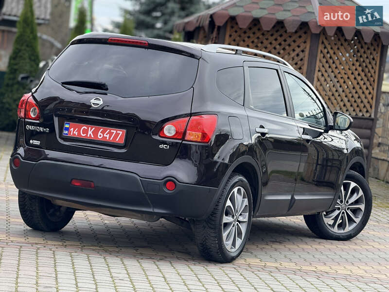 Внедорожник / Кроссовер Nissan Qashqai+2 2009 в Самборе