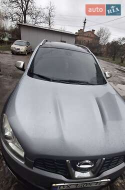 Позашляховик / Кросовер Nissan Qashqai+2 2010 в Старокостянтинові