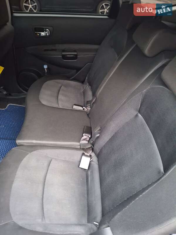 Позашляховик / Кросовер Nissan Qashqai+2 2010 в Старокостянтинові