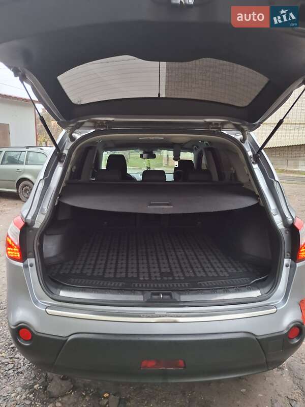 Позашляховик / Кросовер Nissan Qashqai+2 2010 в Старокостянтинові