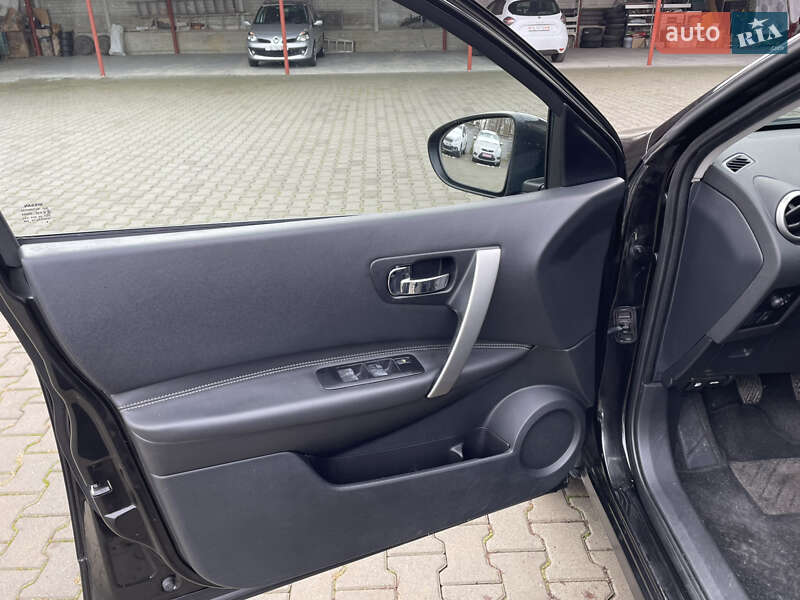 Внедорожник / Кроссовер Nissan Qashqai+2 2009 в Ровно