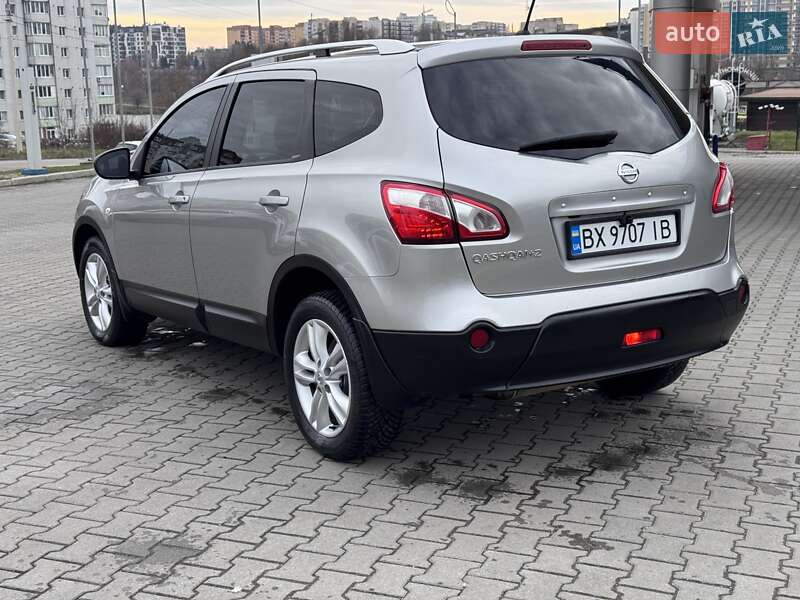 Позашляховик / Кросовер Nissan Qashqai+2 2011 в Хмельницькому