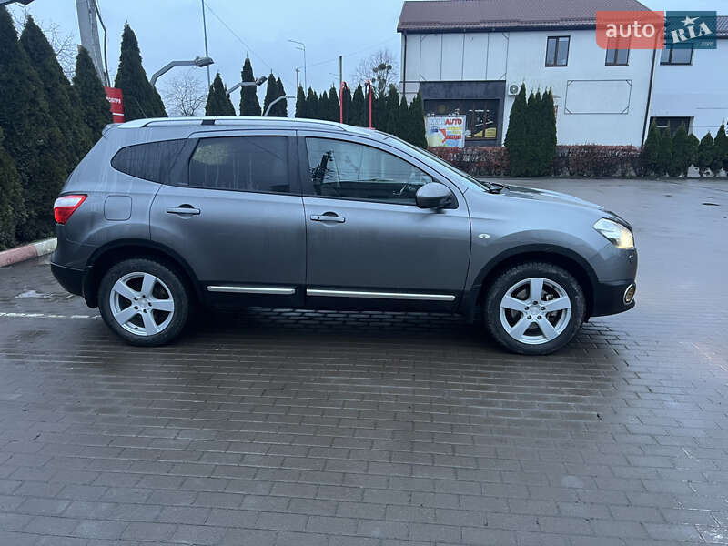 Позашляховик / Кросовер Nissan Qashqai+2 2011 в Вінниці