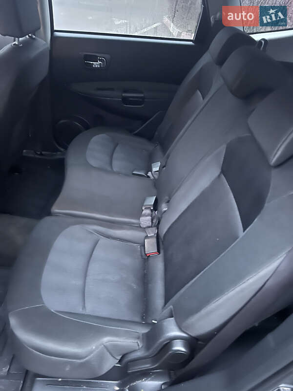 Позашляховик / Кросовер Nissan Qashqai+2 2011 в Вінниці