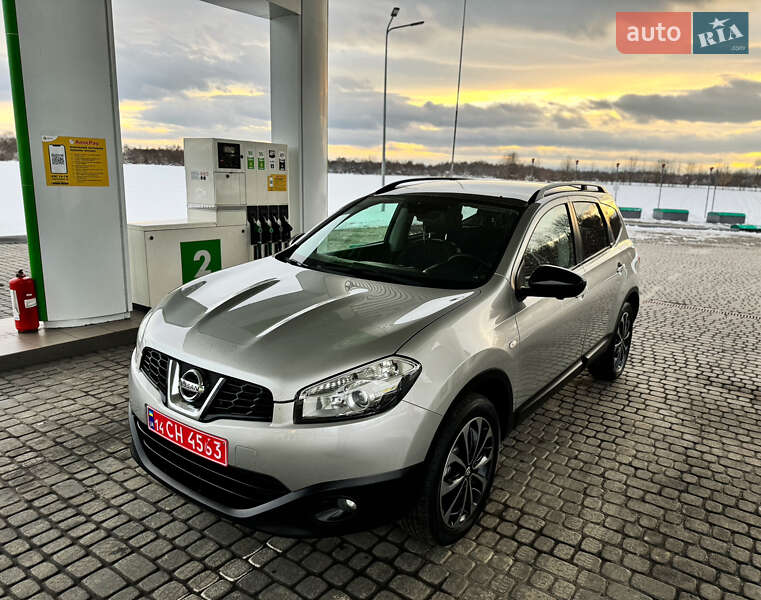Позашляховик / Кросовер Nissan Qashqai+2 2013 в Стрию