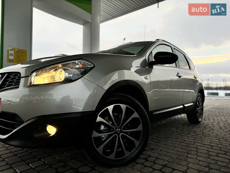 Позашляховик / Кросовер Nissan Qashqai+2 2013 в Стрию