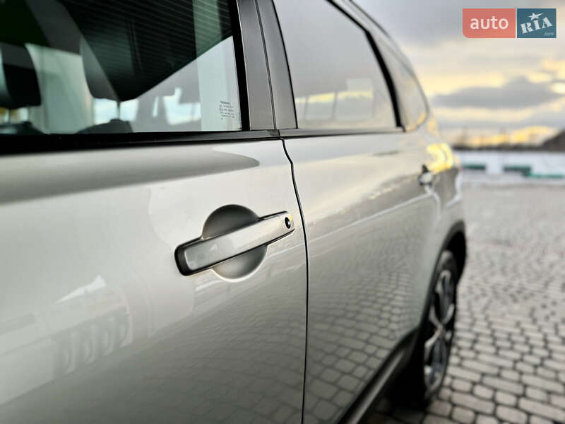 Позашляховик / Кросовер Nissan Qashqai+2 2013 в Стрию