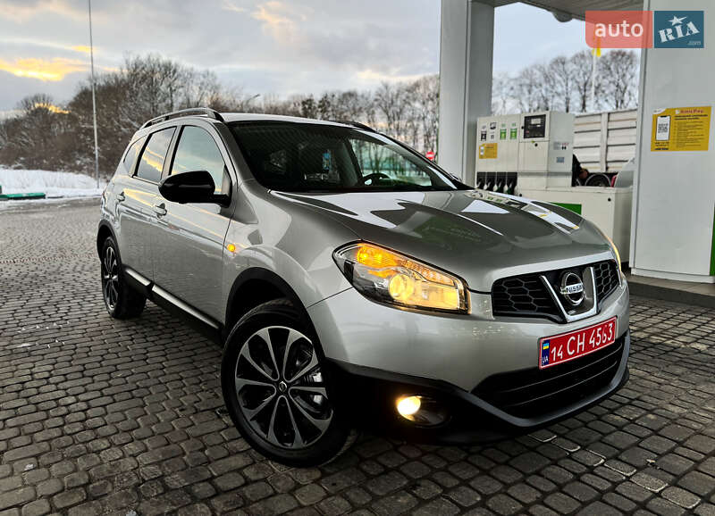 Позашляховик / Кросовер Nissan Qashqai+2 2013 в Стрию