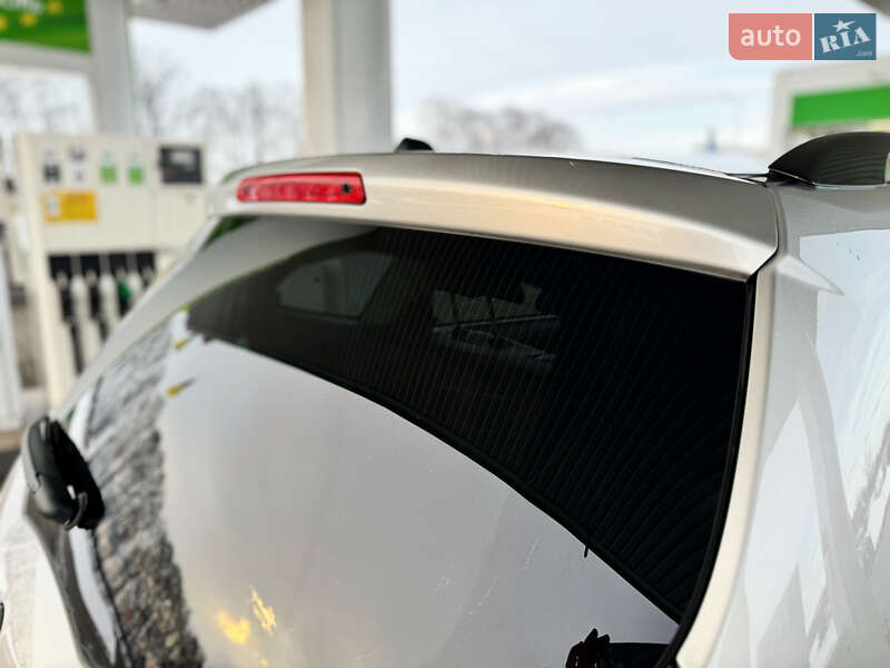 Позашляховик / Кросовер Nissan Qashqai+2 2013 в Стрию