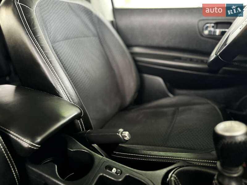 Позашляховик / Кросовер Nissan Qashqai+2 2013 в Стрию