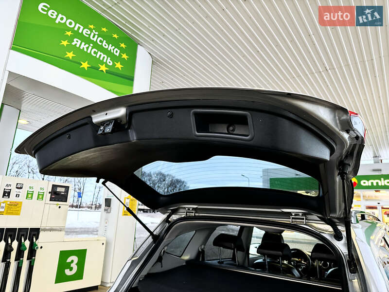 Позашляховик / Кросовер Nissan Qashqai+2 2013 в Стрию