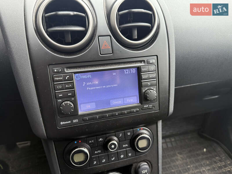 Позашляховик / Кросовер Nissan Qashqai+2 2010 в Миколаєві