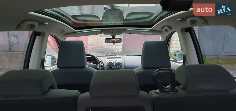 Позашляховик / Кросовер Nissan Qashqai+2 2009 в Козятині