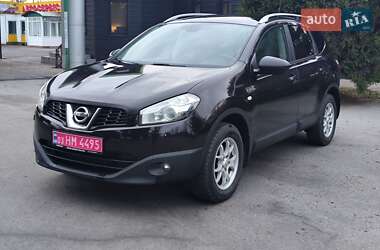 Позашляховик / Кросовер Nissan Qashqai+2 2010 в Звягелі
