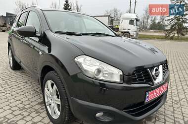 Позашляховик / Кросовер Nissan Qashqai+2 2012 в Козові