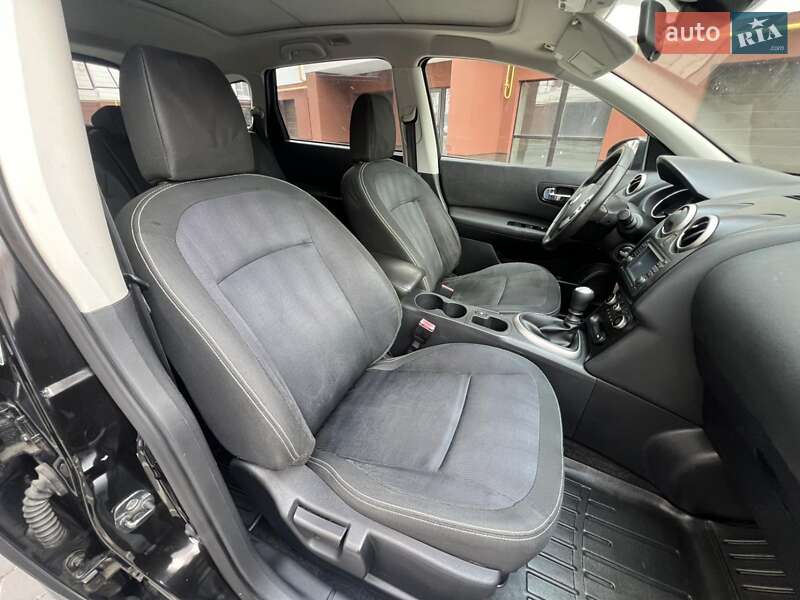 Внедорожник / Кроссовер Nissan Qashqai+2 2010 в Ивано-Франковске