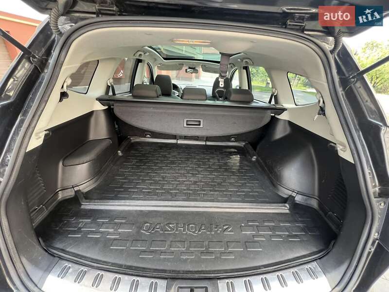 Внедорожник / Кроссовер Nissan Qashqai+2 2010 в Ивано-Франковске