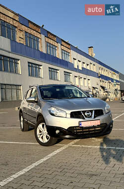 Внедорожник / Кроссовер Nissan Qashqai+2 2012 в Хмельницком