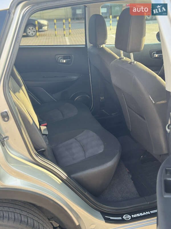 Позашляховик / Кросовер Nissan Qashqai+2 2012 в Хмельницькому