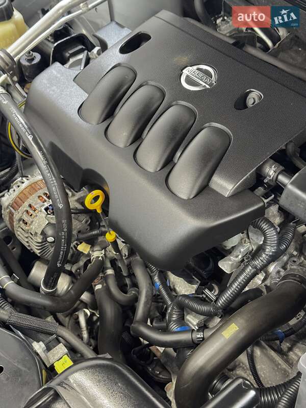 Позашляховик / Кросовер Nissan Qashqai+2 2010 в Стрию