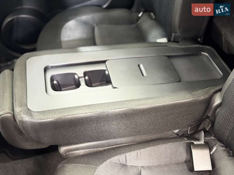 Позашляховик / Кросовер Nissan Qashqai+2 2010 в Стрию