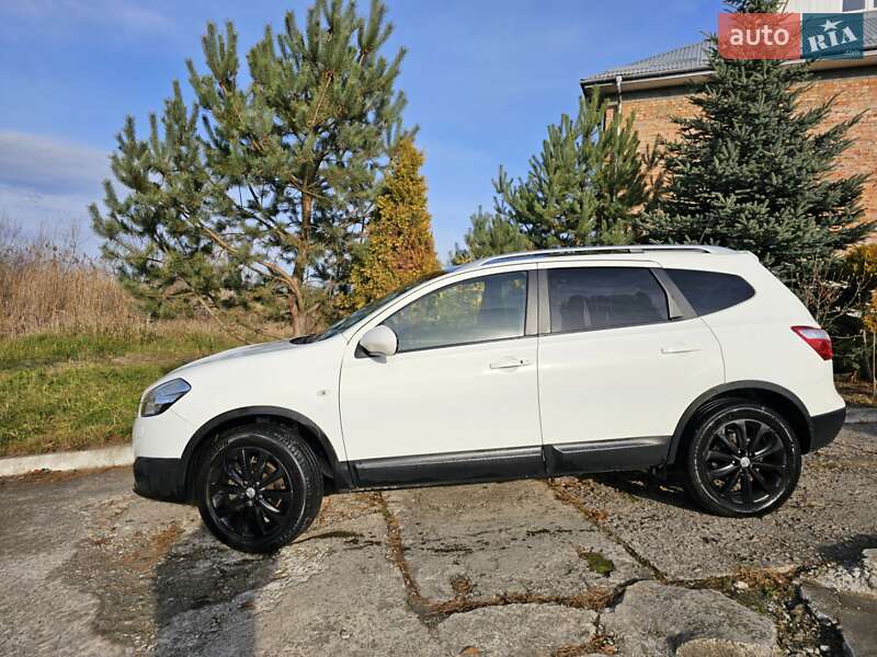 Позашляховик / Кросовер Nissan Qashqai+2 2010 в Новому Розділі фото 5 Позашляховик / Кросовер Nissan Qashqai+2 2010 в Новому Розділі