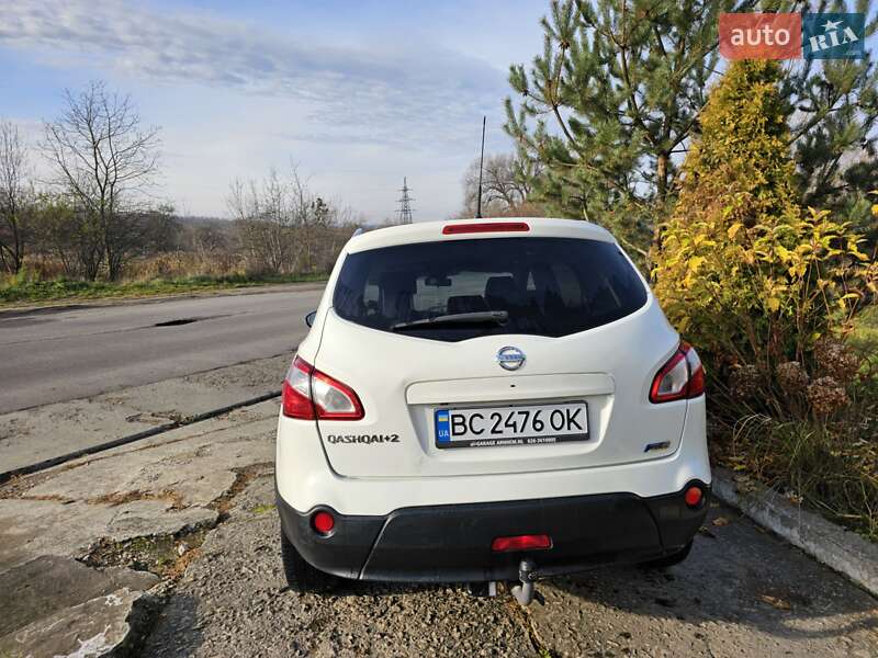 Позашляховик / Кросовер Nissan Qashqai+2 2010 в Новому Розділі фото 12 Позашляховик / Кросовер Nissan Qashqai+2 2010 в Новому Розділі