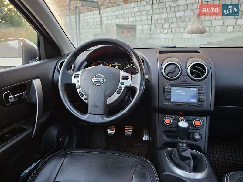 Позашляховик / Кросовер Nissan Qashqai+2 2010 в Новому Розділі фото 26 Позашляховик / Кросовер Nissan Qashqai+2 2010 в Новому Розділі