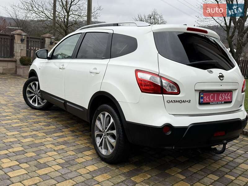 Внедорожник / Кроссовер Nissan Qashqai+2 2013 в Ивано-Франковске