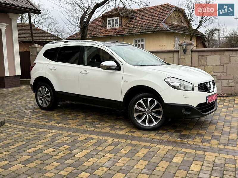 Внедорожник / Кроссовер Nissan Qashqai+2 2013 в Ивано-Франковске