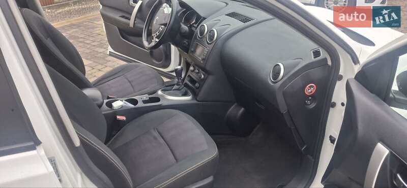 Внедорожник / Кроссовер Nissan Qashqai+2 2012 в Снятине