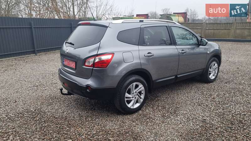 Внедорожник / Кроссовер Nissan Qashqai+2 2011 в Коростене